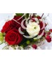 Aranjament floral cu trandafiri rosii si zambile