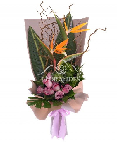 Buchet strelitzia si trandafiri
