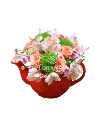 Aranjament floral ceainic minitrandafiri